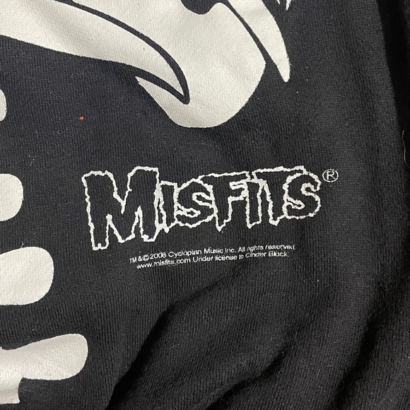 VINTAGE THE MISFITS FULL ZIP SWEATER - Picture 6 of 6